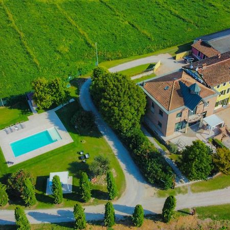 Gasthaus Bb Mambrotta San Martino Buon Albergo Exterior foto